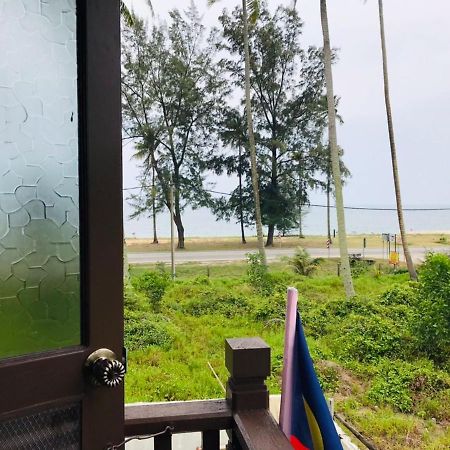 Rumah Tamu Tepi Pantai Otel Dungun Dış mekan fotoğraf